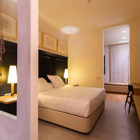 מלון Margot House 4*