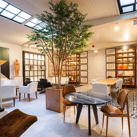 Margot House 호텔 4*